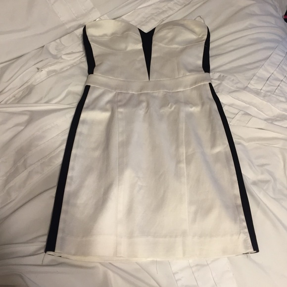 Bebe dress - Picture 4 of 4