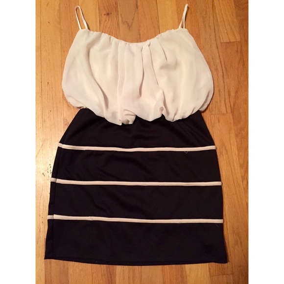 Black and Tan WINDSOR Dress - Picture 1 of 2