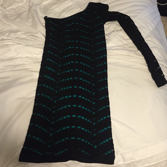 One shoulder Bebe dress - Picture 1 of 3