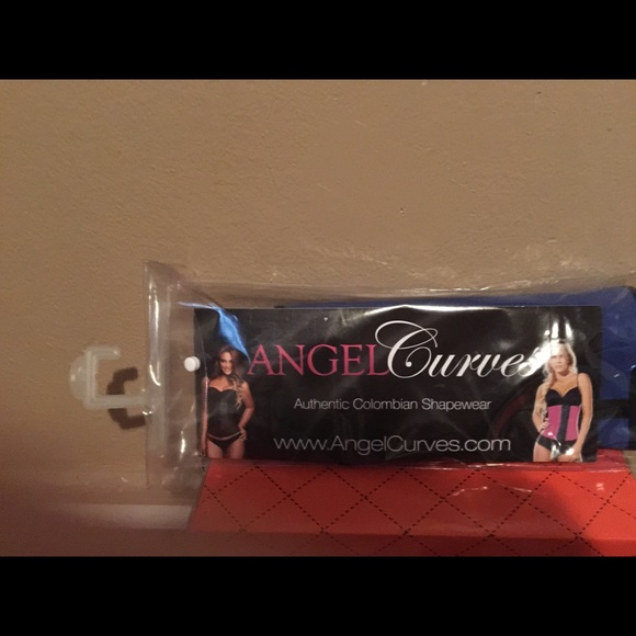 Angel curves authentic Colombian shape wear - Picture 1 of 1