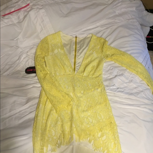 Posh shop low cut dress size small - Picture 2 of 2