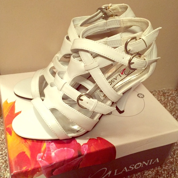 WHITE STRAPPY HEELS