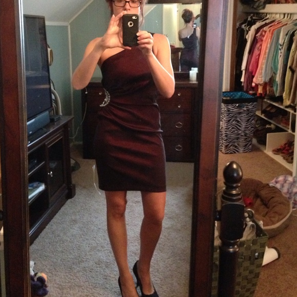 Cache dress - Picture 2 of 4