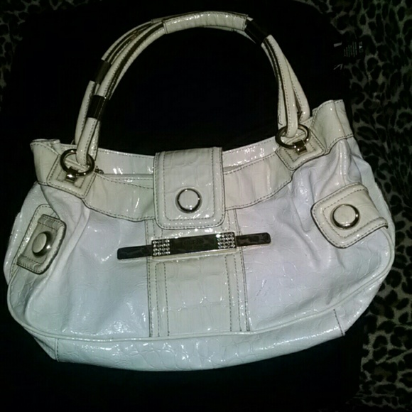 Two toned Guess purse