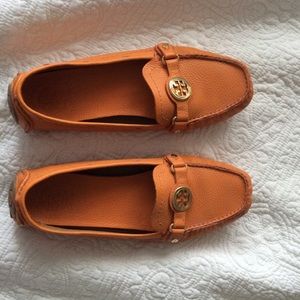 Tory burch loafers!!