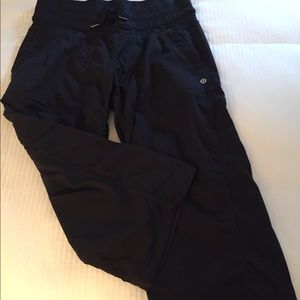 Lululemon studio crop