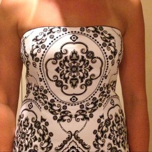 Patterned Black, White, and Gold Tube Top