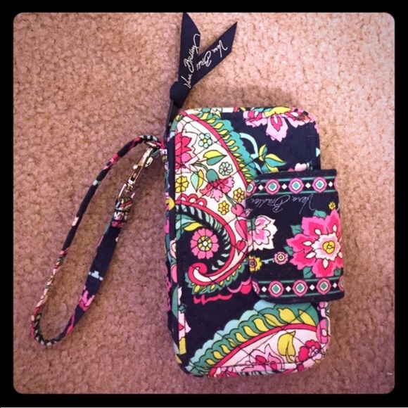 Vera Bradley Clutches & Wallets - Vera Bradley Wrislet