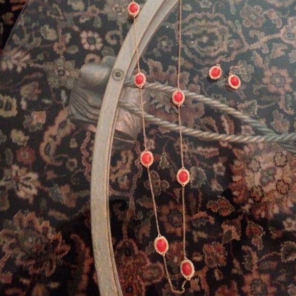 Orange Botique Neclace & Earrings. Replica - Picture 1 of 2