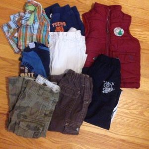 Boys lot size 2T