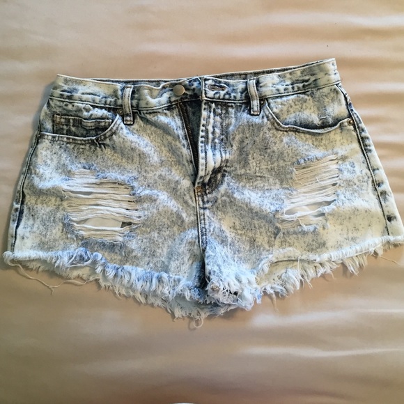 Destroyed Jean shorts