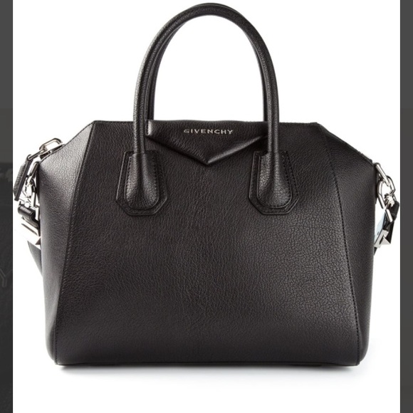 ISO THIS BAG👜👛😍