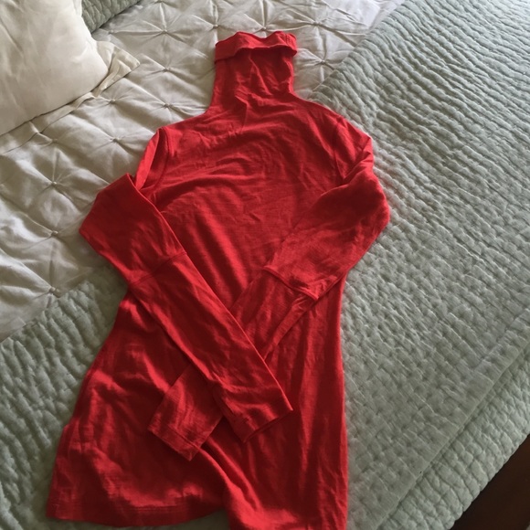 Lululemon Orange turtleneck