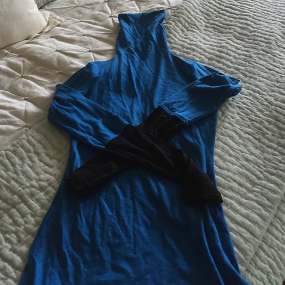 Lululemon turtleneck