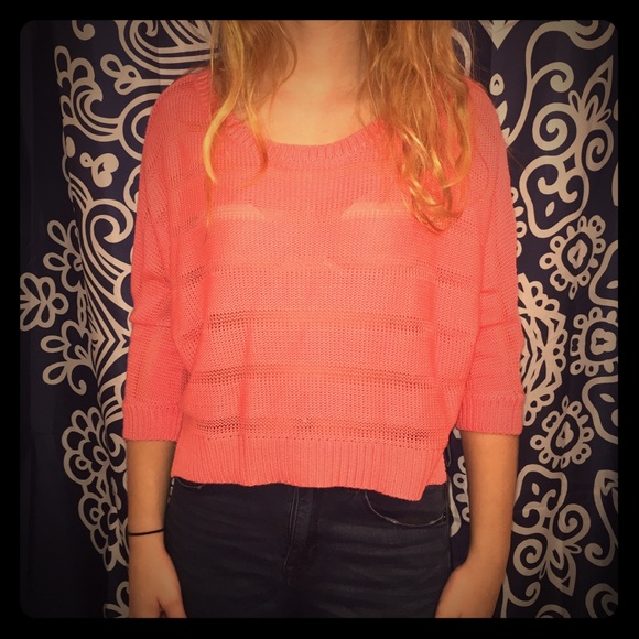 Sweaters - 🌹Coral/ pink sweater crop top.