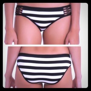 ☀️👙Ella Moss Cabana Retro Bikini Bottom👙☀️