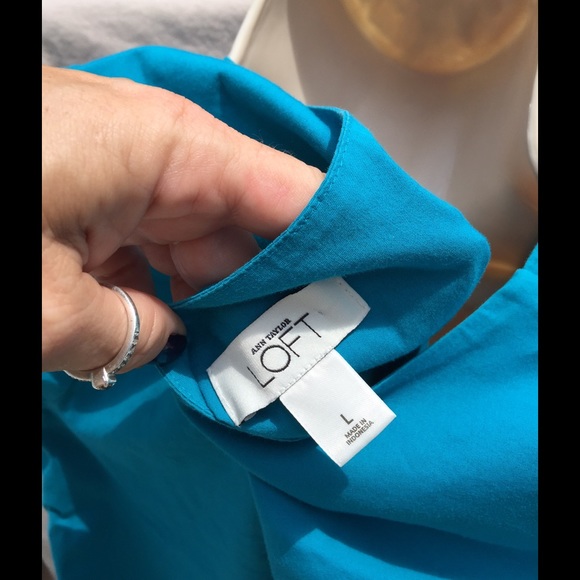 Sold Ann Taylor Loft size Large top - Picture 3 of 3