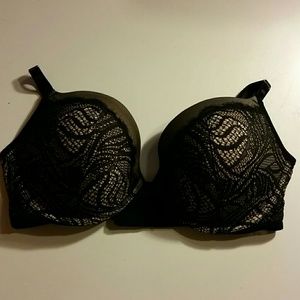 New Victoria's Secret bra 40c