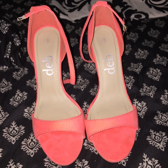 Coral wedges