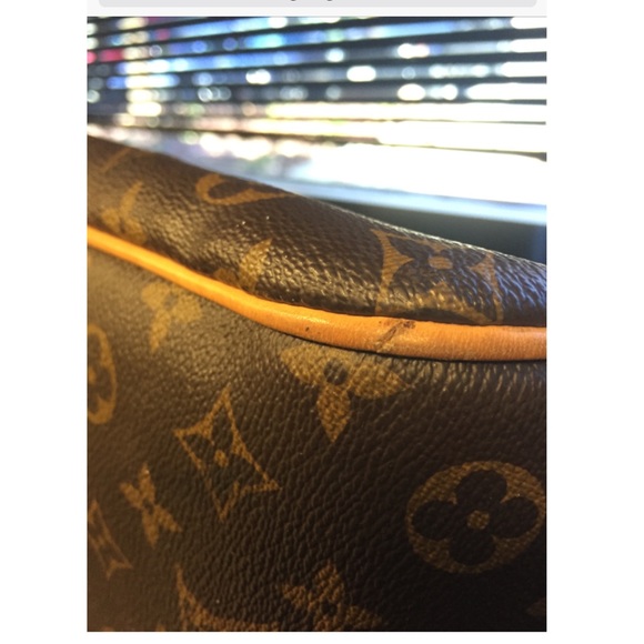 Photos of damage in LV