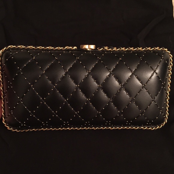 Chanel clutch - Picture 3 of 3