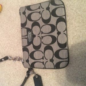 BRAND NEW Authentic Black coach wristlet