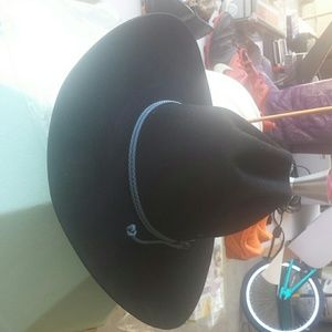 Cowboy hat