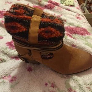 Steve Madden 7 boots