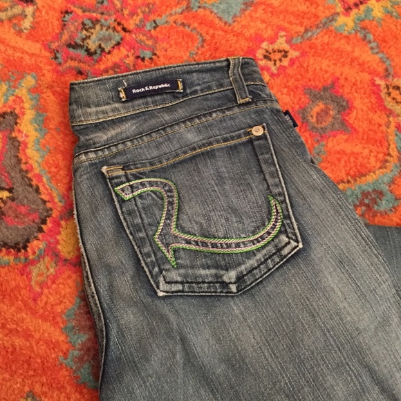 🔥SALE Rock&Republic ROTH bootcut size 27 - Picture 1 of 4