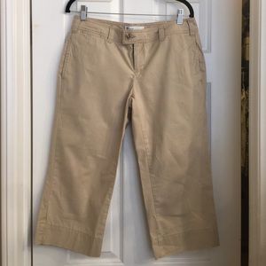 GAP khaki tan capris