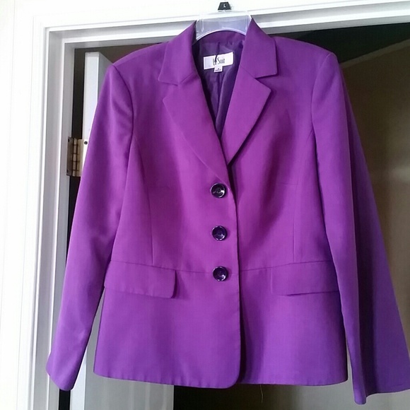 Suit jacket