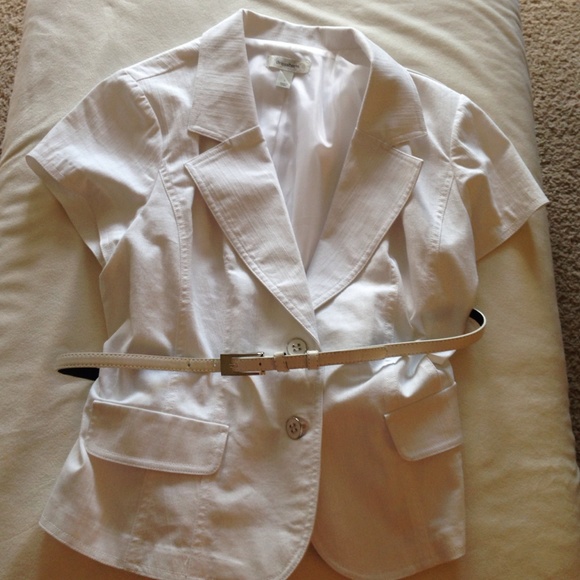 White Dress Barn Coat new no tags