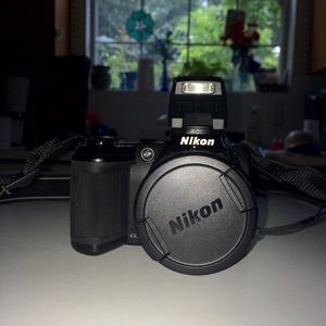 Nikon Coolpix L310 camera