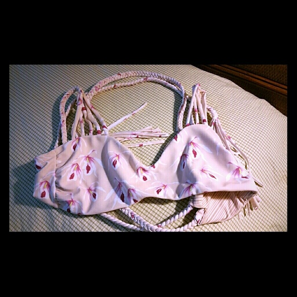 Acacia island orchid top size med