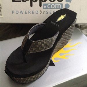 Volatile wedge sandal