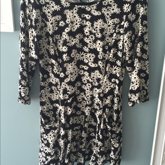 Forever 21 daisy print babydoll dress - Picture 3 of 3