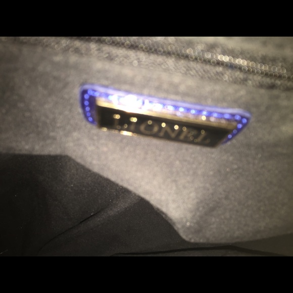 💟Lionel Patent Blue Handbag💟 - Picture 3 of 4