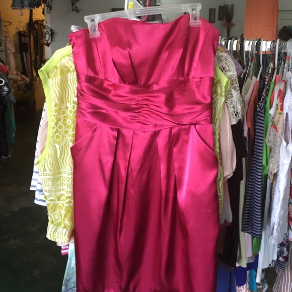 Clothes - Picture 3 of 3