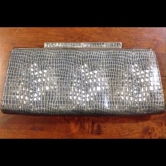 BR two tone clutch