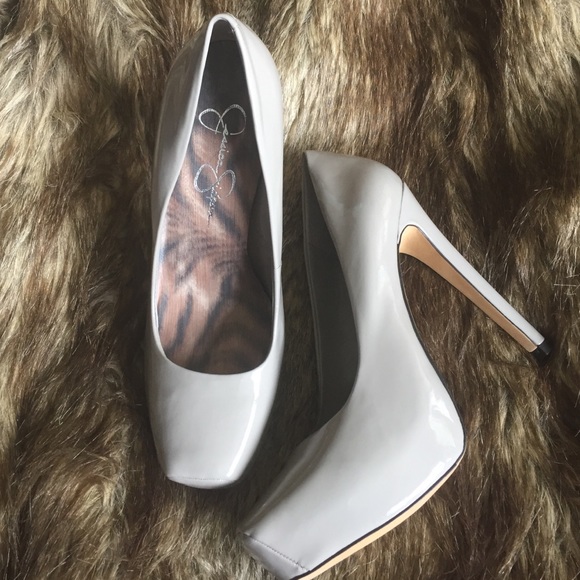 🌟PRICE ⬇️🌟🌷Hostess Pick🌷Jessica Simpson  Heels