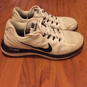 Nike Dual Fusion Mens Running Shoe