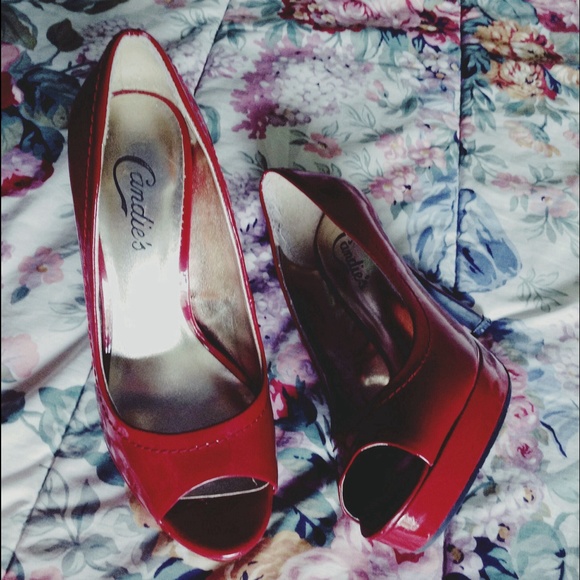 Candie's Red Platform Pumps