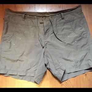 Columbia Cargo Shorts