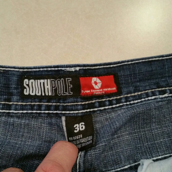 Mesn jean shorts - Picture 3 of 3