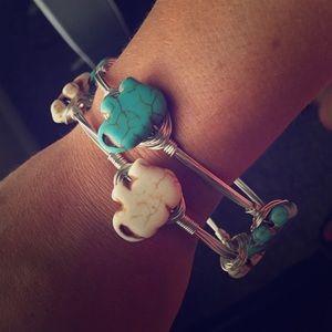 Elephant wire wrapped bracelet Large. Blue & cream