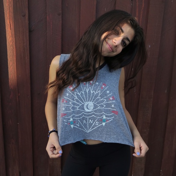 VANS Grey The Hobbit Tank Top - Picture 2 of 2