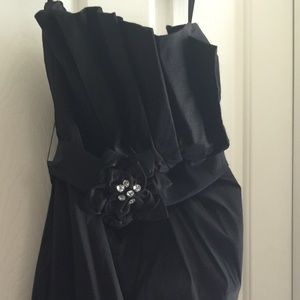 Black strapless dress