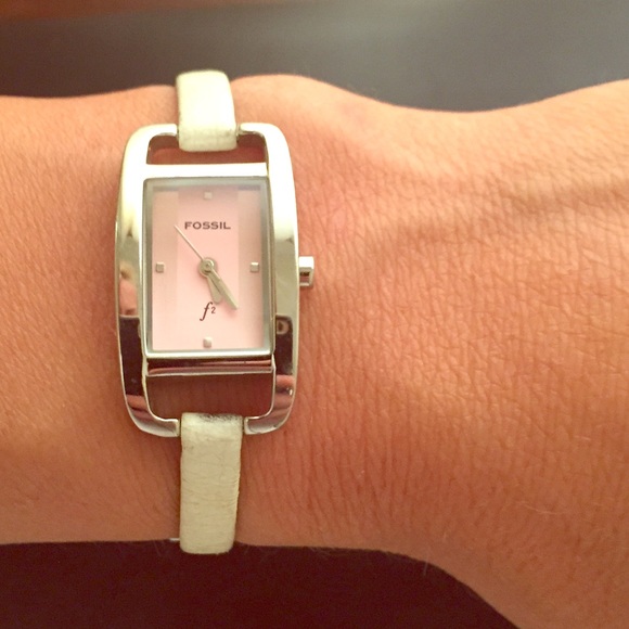 Fossil Watch / Elegant/ "Dainty" / White 💟