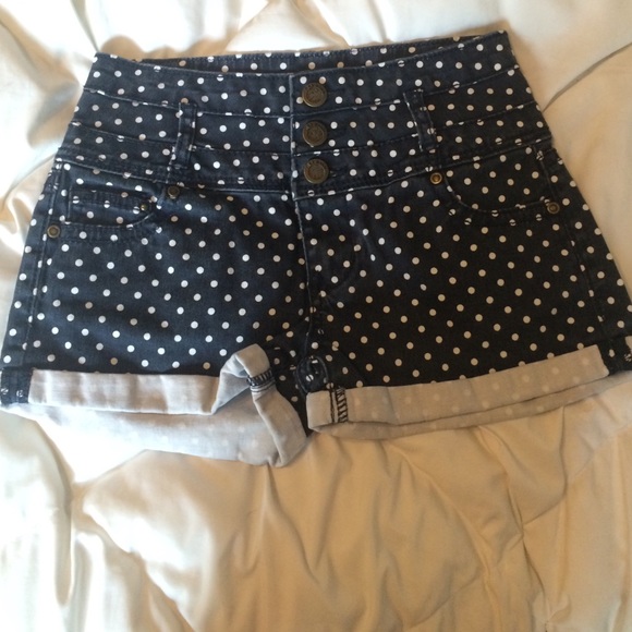 High waisted navy and white polka dot shorts