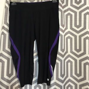 Capri legging yoga pants